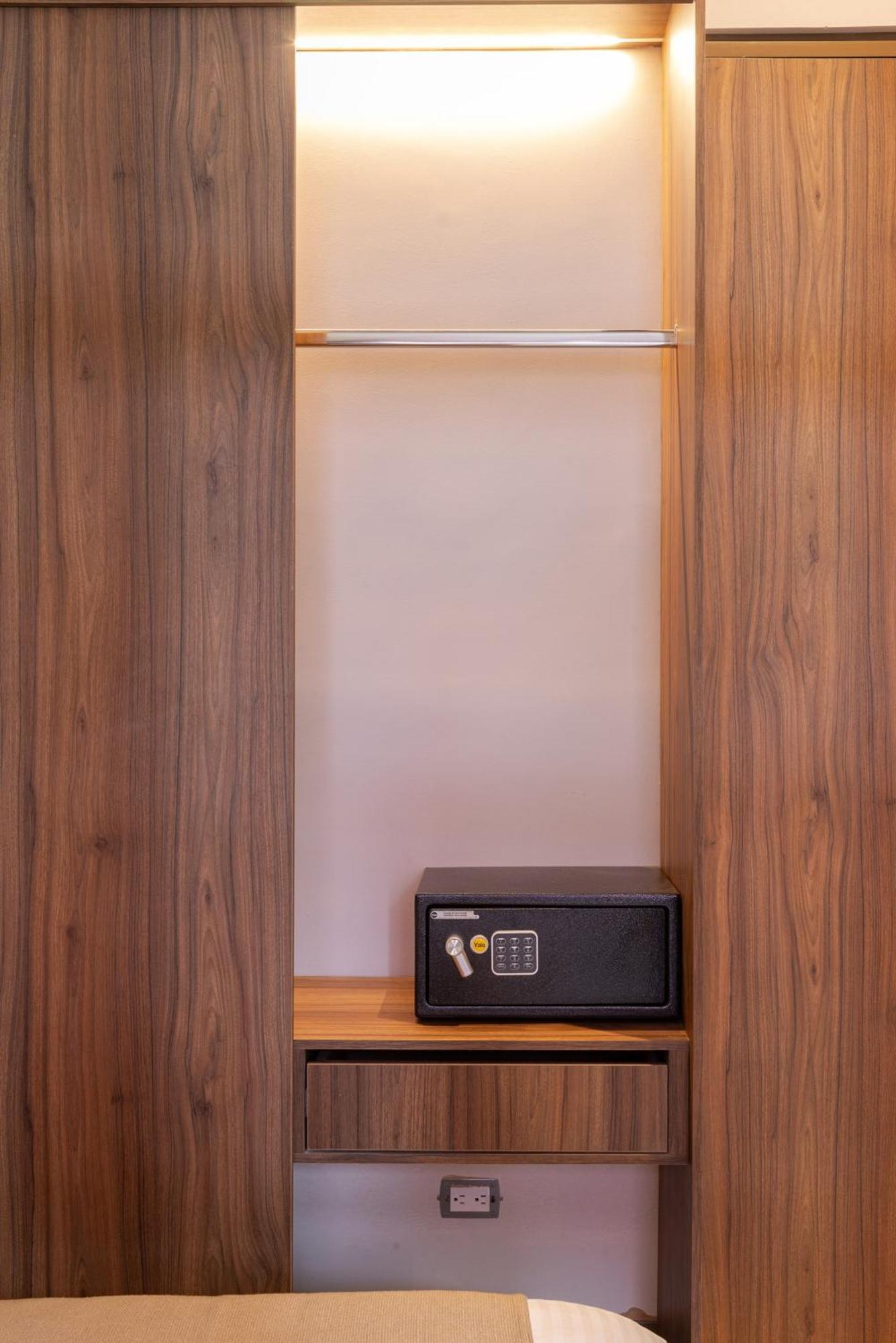 Hotel Lincoln 메딜린 외부 사진