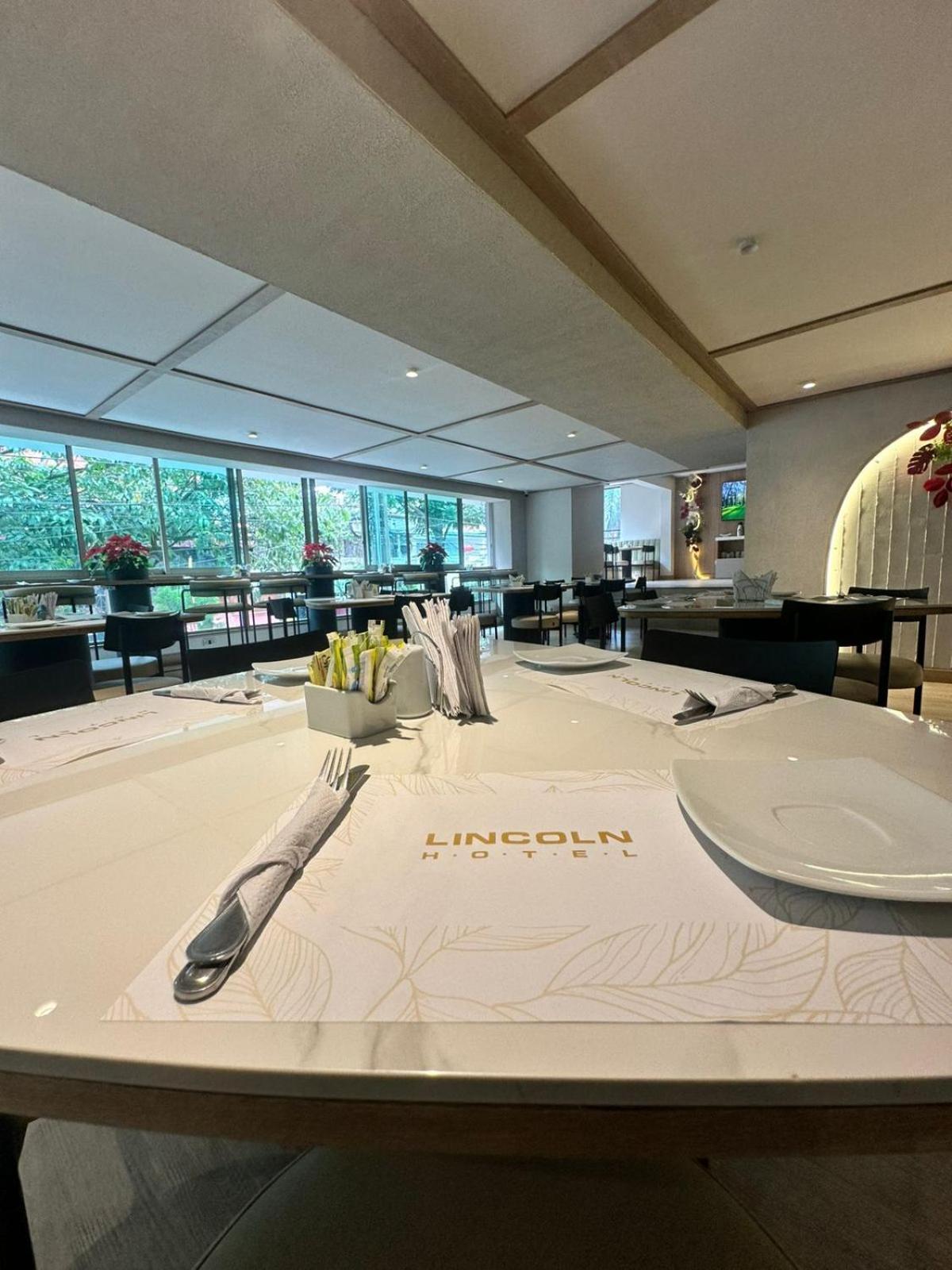 Hotel Lincoln 메딜린 외부 사진