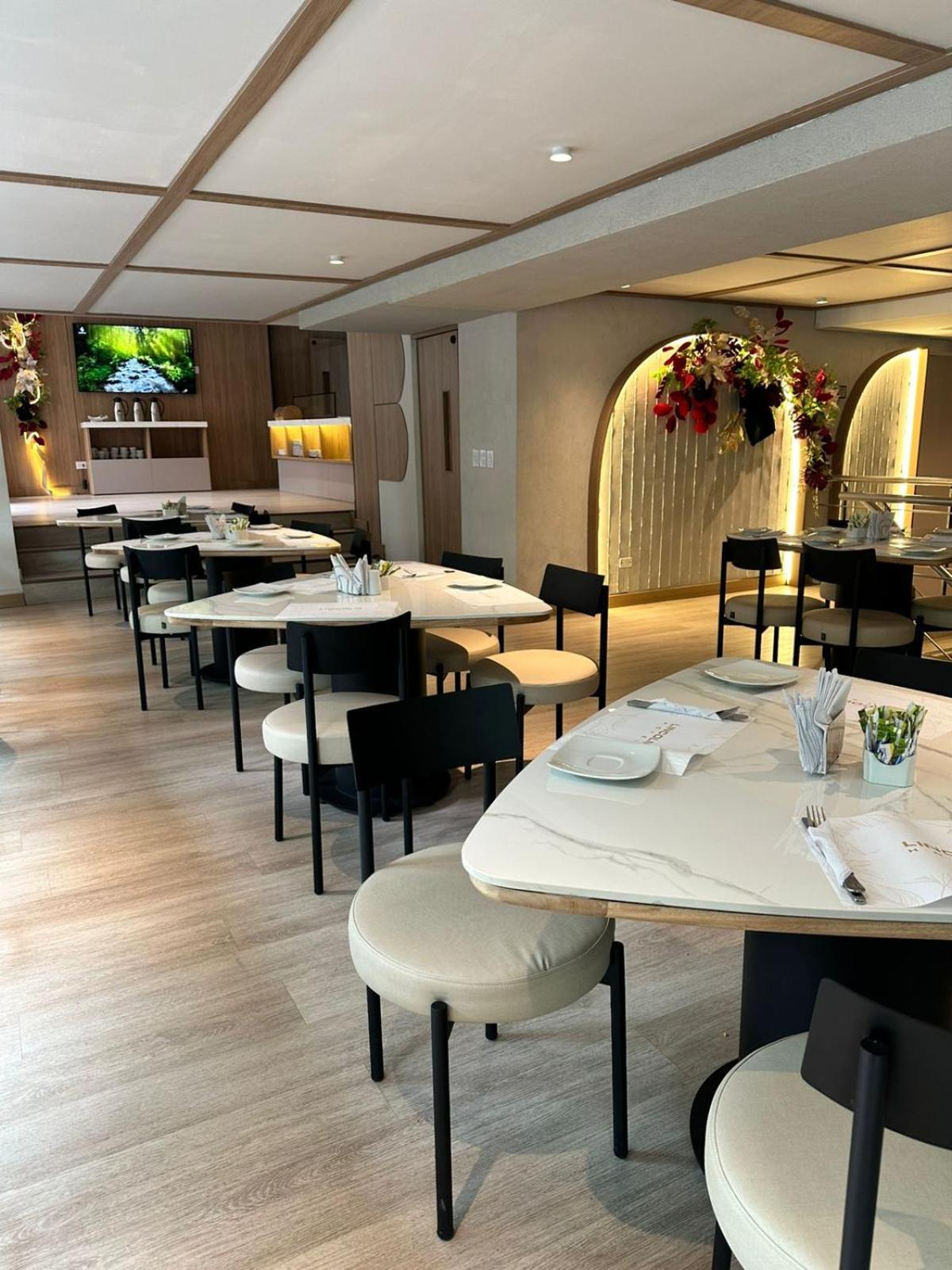 Hotel Lincoln 메딜린 외부 사진